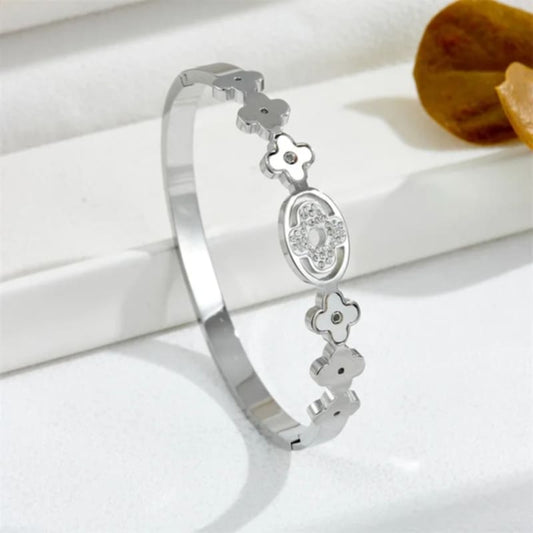 Armreif in Weißgold