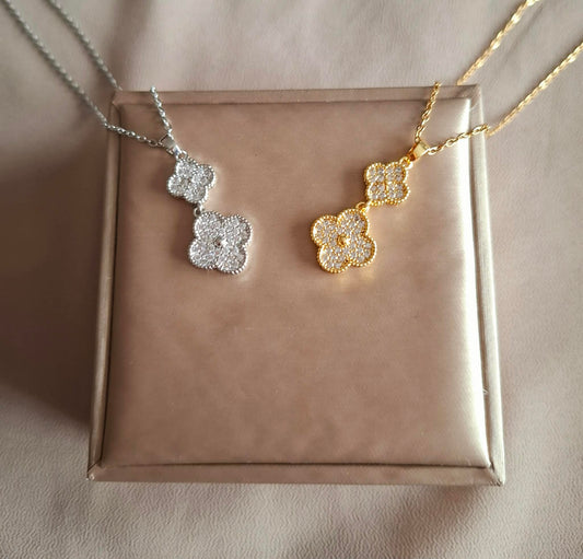 Kette aus Edelstahl (Kleeblatt mit Strass)