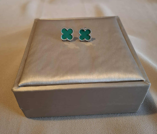 Edelstahl Ohrstecker 18 Karat Weißgold vergoldet – Klee-Design