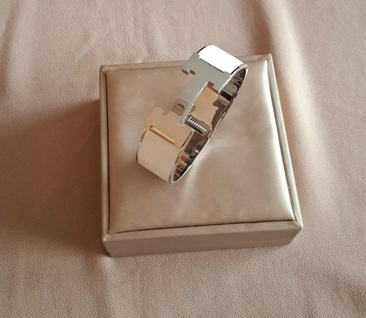 Armreif mit H - für Damen und Herren