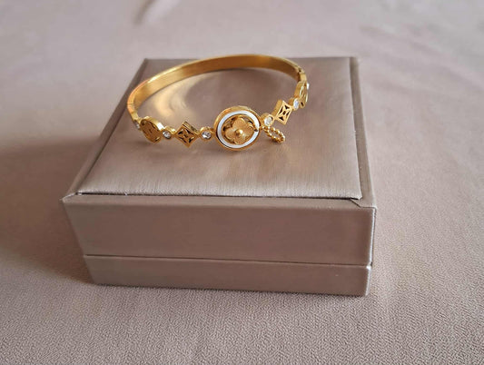 Armreif mit Zirkonia, Perlmutt & Kleeblatt