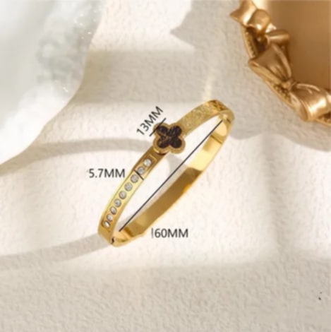 Armreif „Blume in Gold
