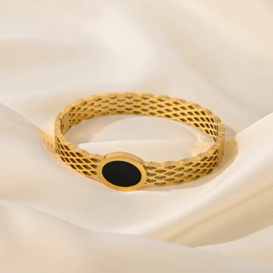 Armreif vernetzt mit schwarzem Oval – 14,99 €