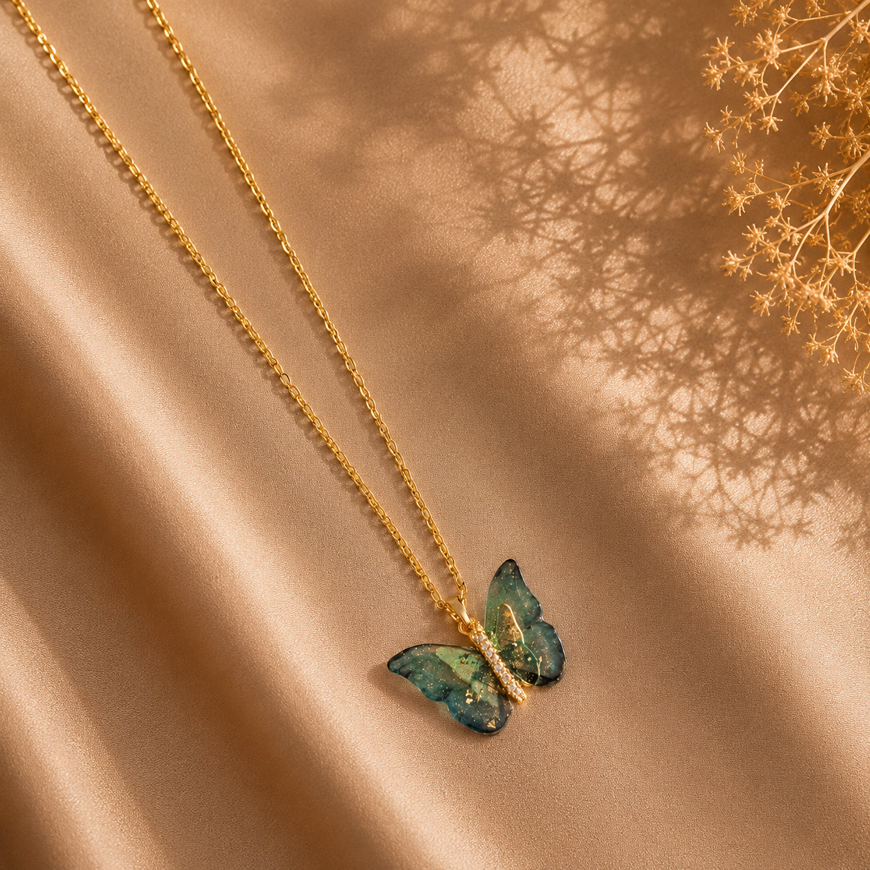 Kette mit Schmetterling