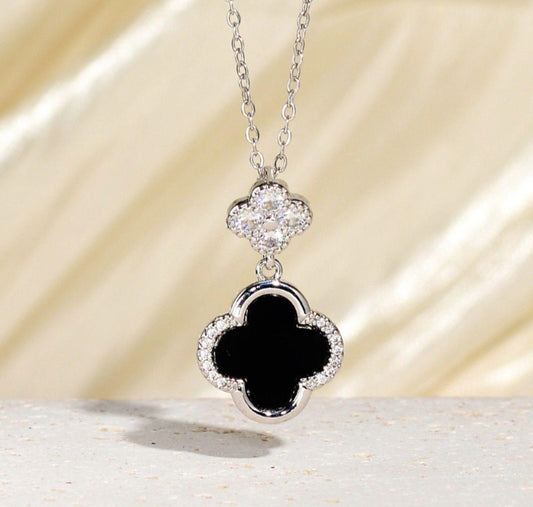 Glückskette mit Kleeblättchen