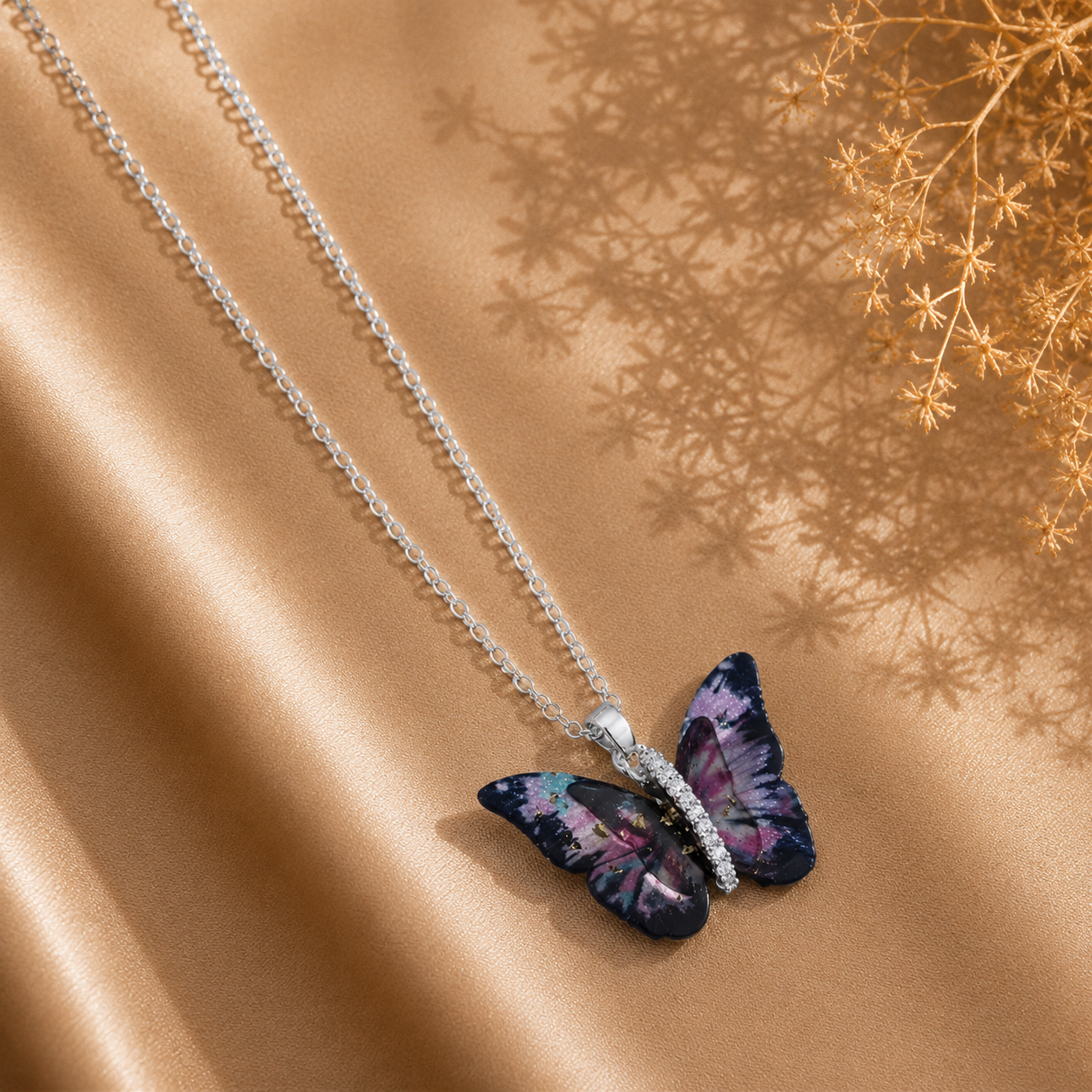 Kette mit Schmetterling