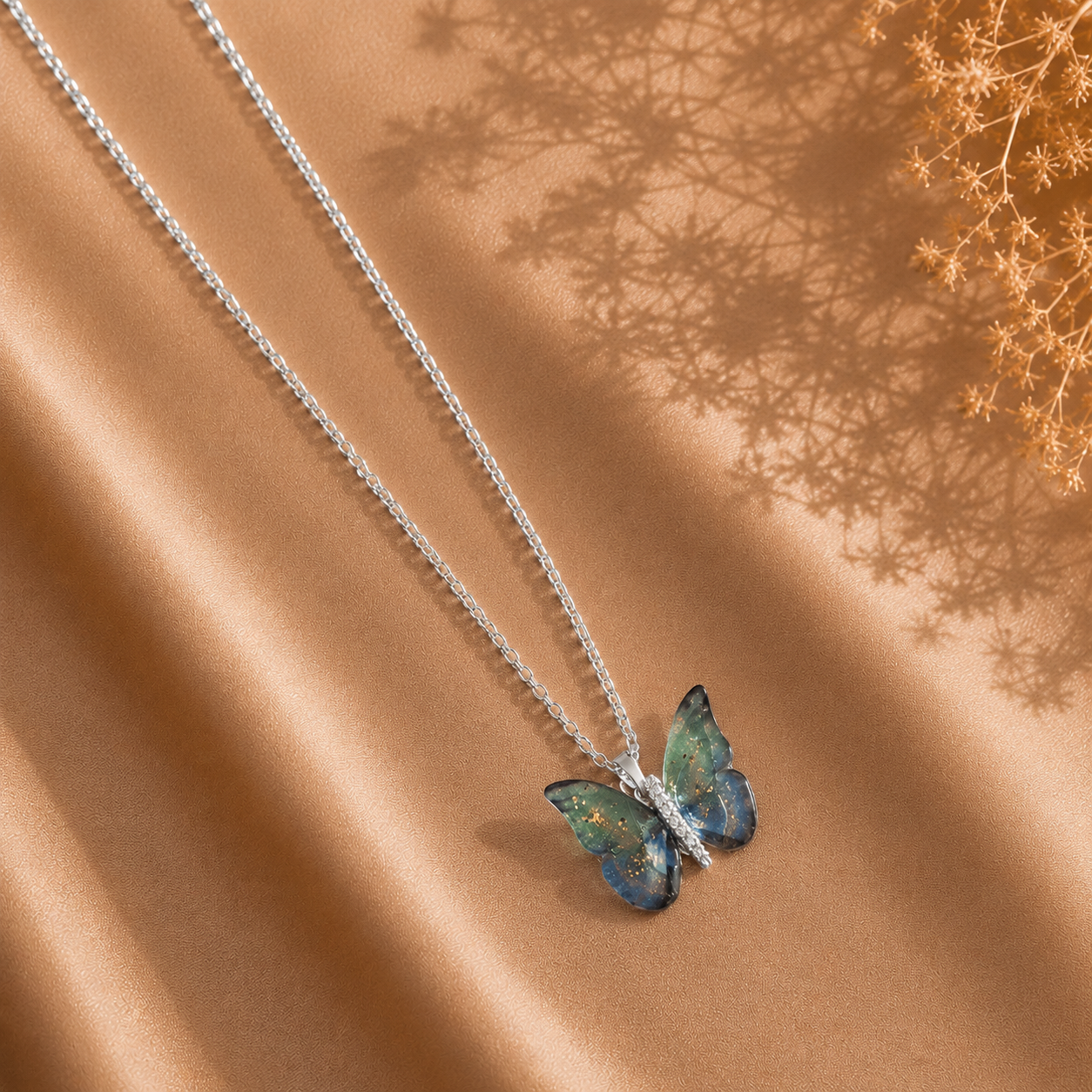 Kette mit Schmetterling