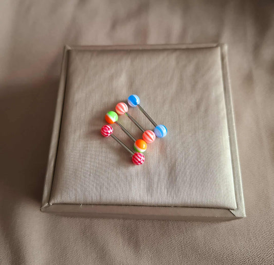 Zungenpiercing aus Chirurgenstahl mit bunten Plastik-Kugeln